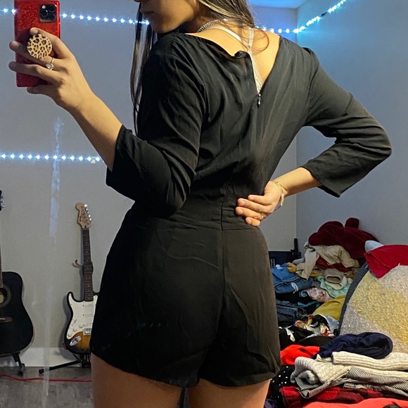 Romper - Picture 2 of 3